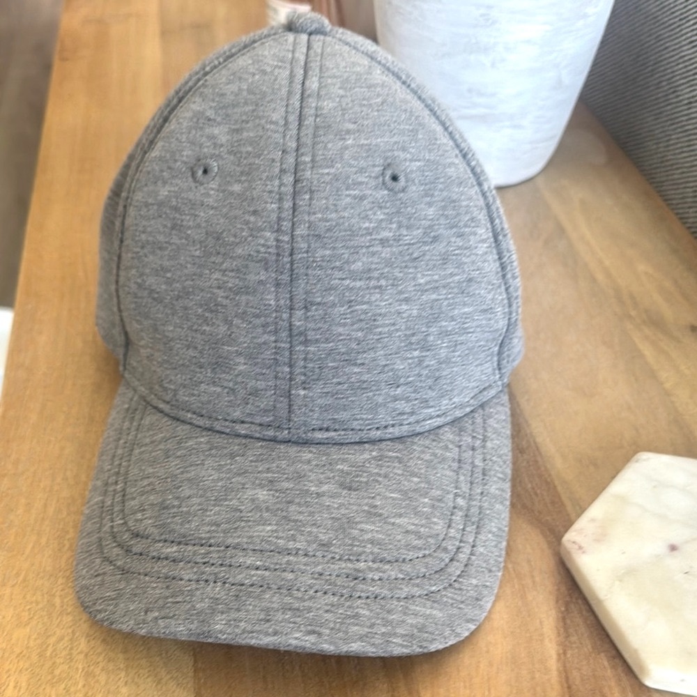 NWOT lululemon athletica Gray Hat